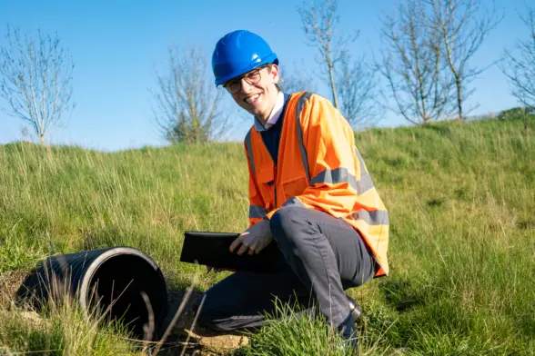 DM Apprentices DM Tewkesbury ENG low Res 003 026932