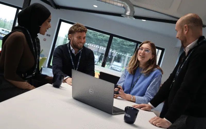 DM gender pay gap news header mobile
