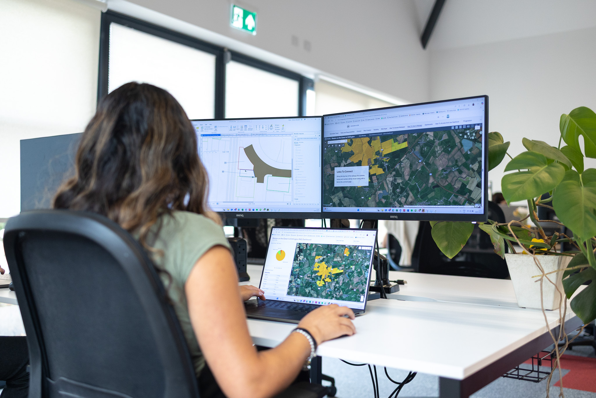 GIS work at a computer DM Bicester ENG Low Res 003 DM033613